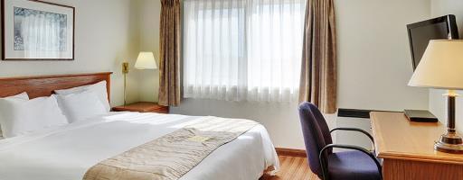 Lakeview Inns & Suites - Брандон Экстерьер фото